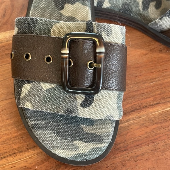 Yellowbox slide sandals - Picture 2 of 6